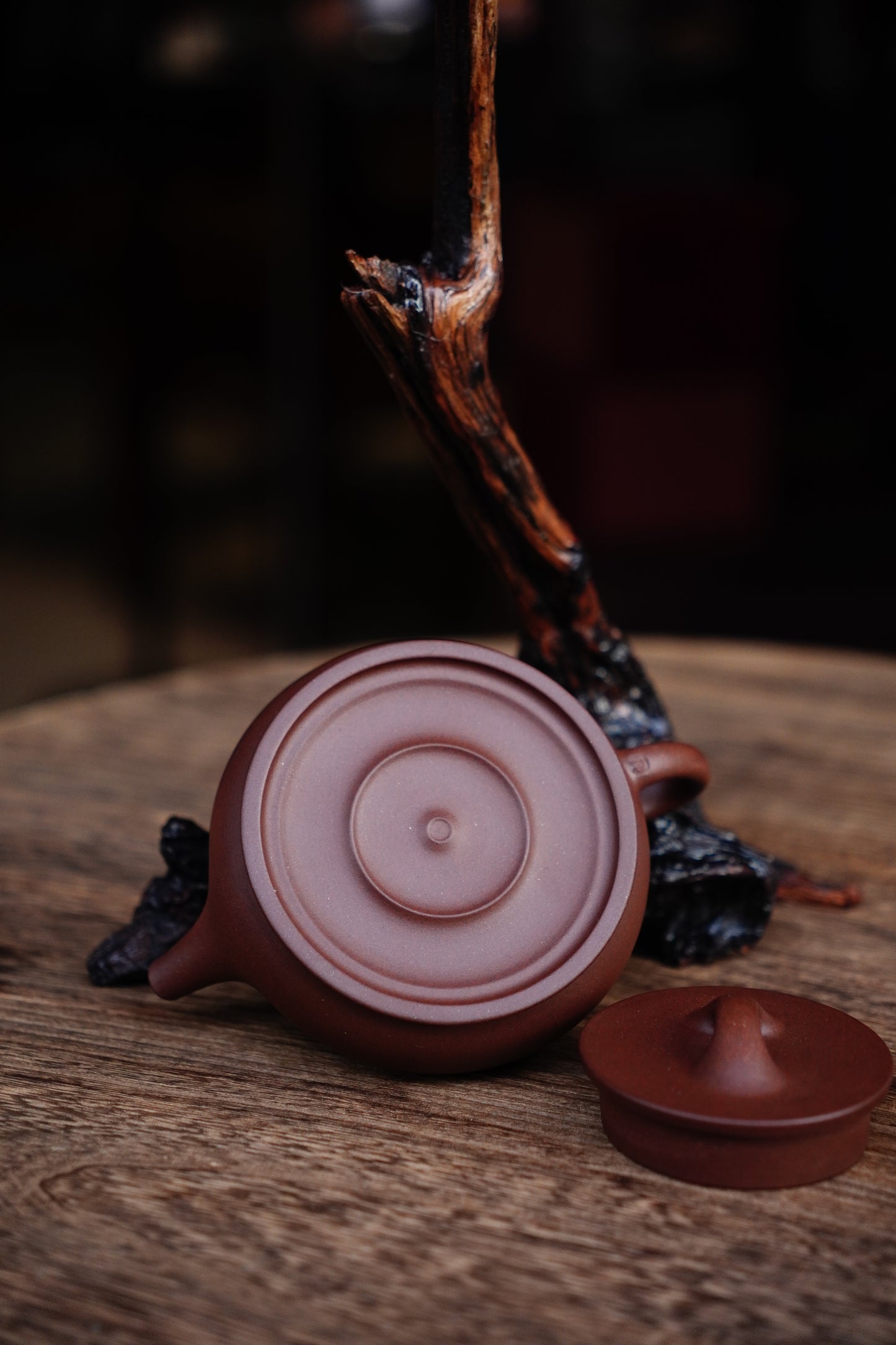 Yixing Zisha Teapot – Authentic Zi Ni Clay 180ml Chinese Purple Sand Shi Piao Gongfu Tea Set" Why it works: It uses "Yixing," "Zisha," "Zi Ni" (the specific clay), and the shape "Shi Piao.