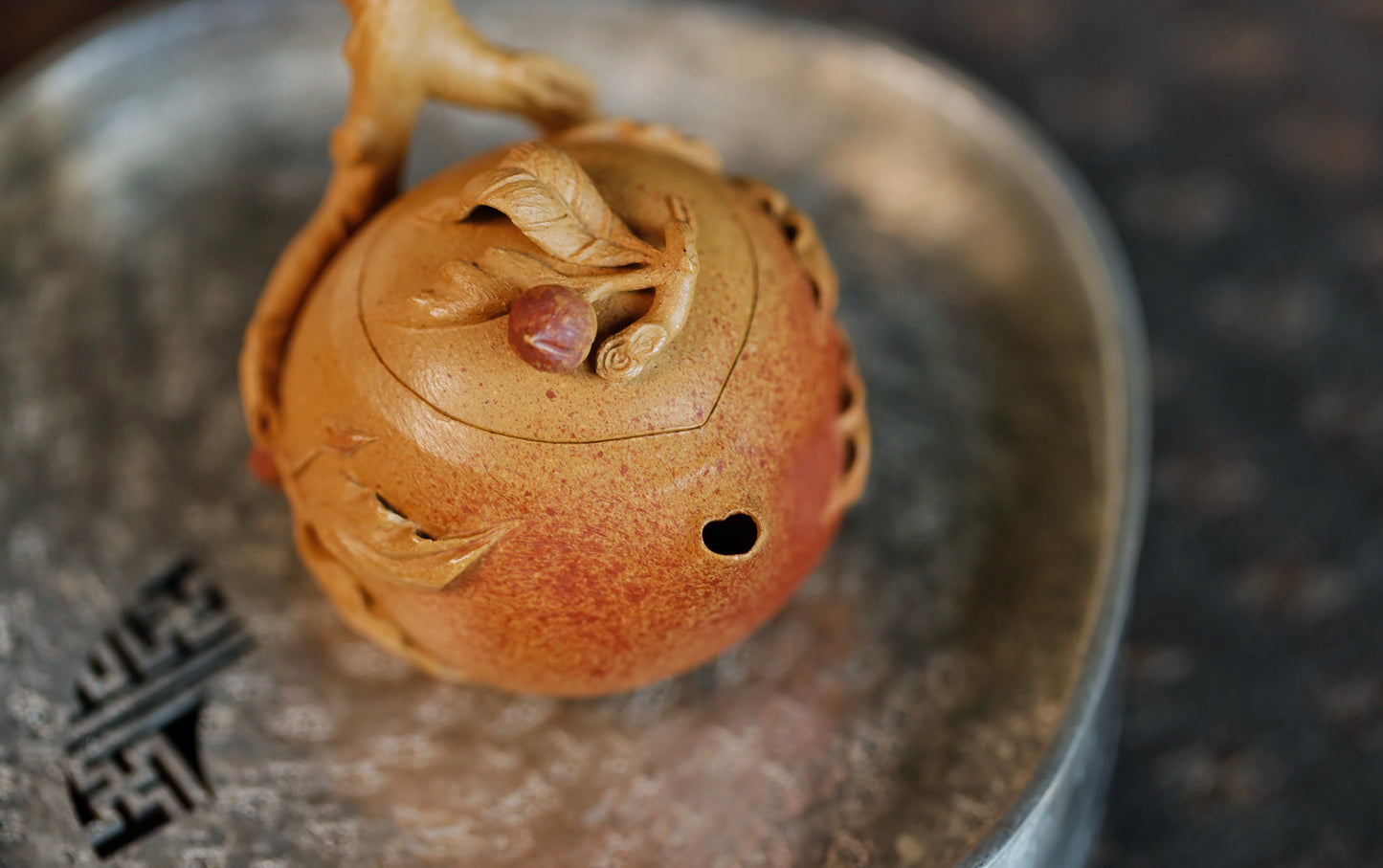 Adorable Peach Teapot - Sweet Gift for Tea Lovers, Handcrafted Ceramic with Glossy Finish, Yellow gold clay 70ml