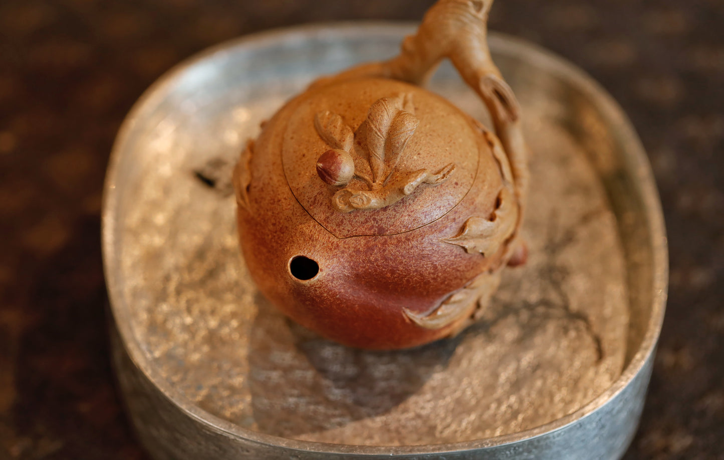 Adorable Peach Teapot - Sweet Gift for Tea Lovers, Handcrafted Ceramic with Glossy Finish, Yellow gold clay 110ml