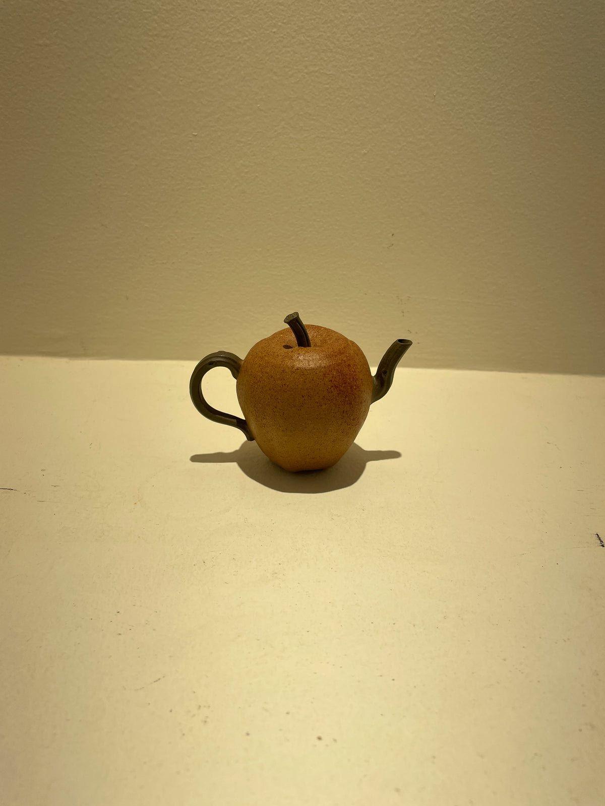 Handmade Apple teapot 110ml Yixing zisha teapot Yellow Jiangpo clay, Green Duan clay