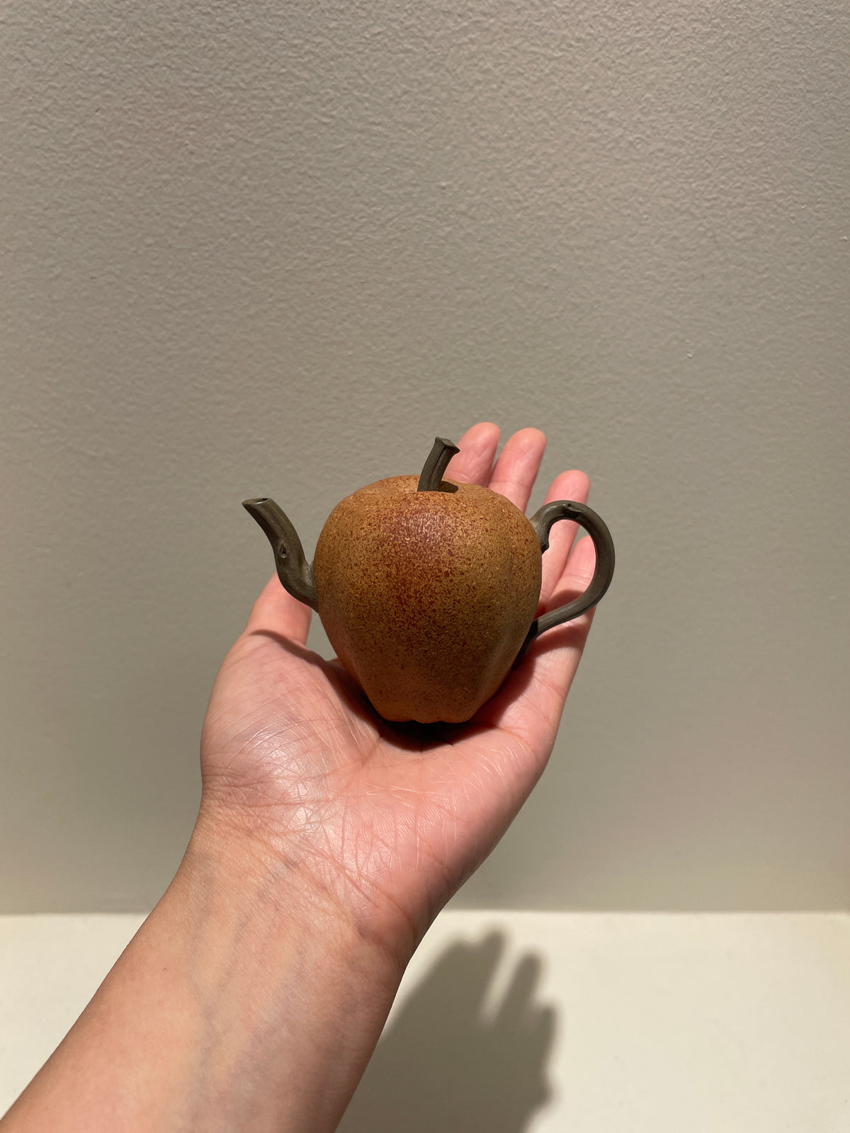 Handmade Apple teapot 110ml Yixing zisha teapot Yellow Jiangpo clay, Green Duan clay