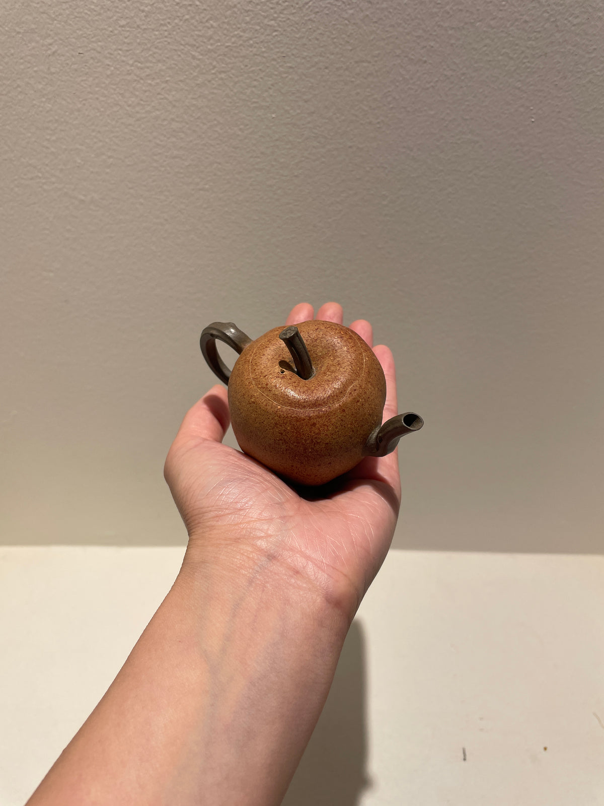 Handmade Apple teapot 110ml Yixing zisha teapot Yellow Jiangpo clay, Green Duan clay