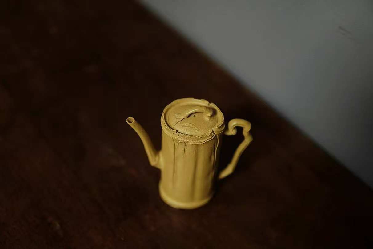 Bamboo teapot yellow gold clay 100ML