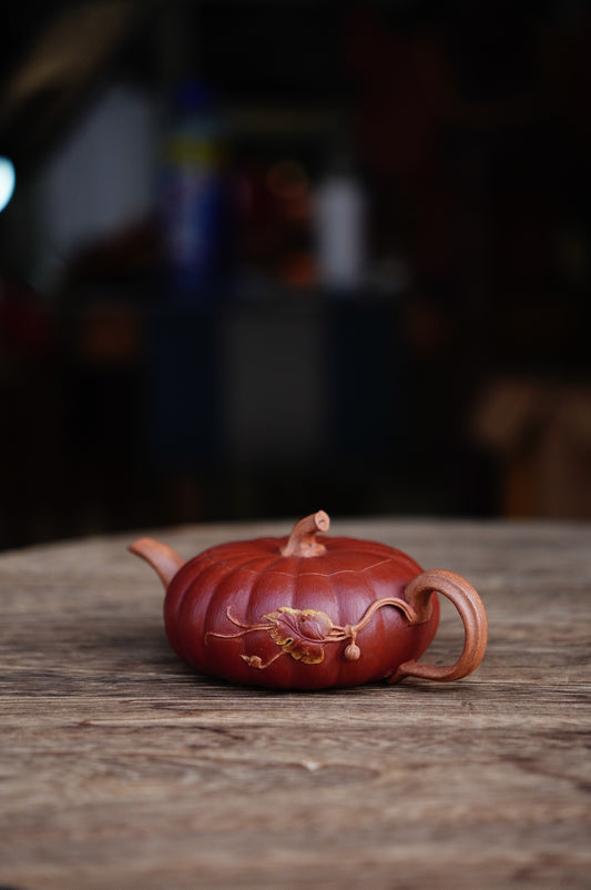 Handmade Pumpkin teapot, Yellow Jiangpo clay 150ml Yixing Zisha clay