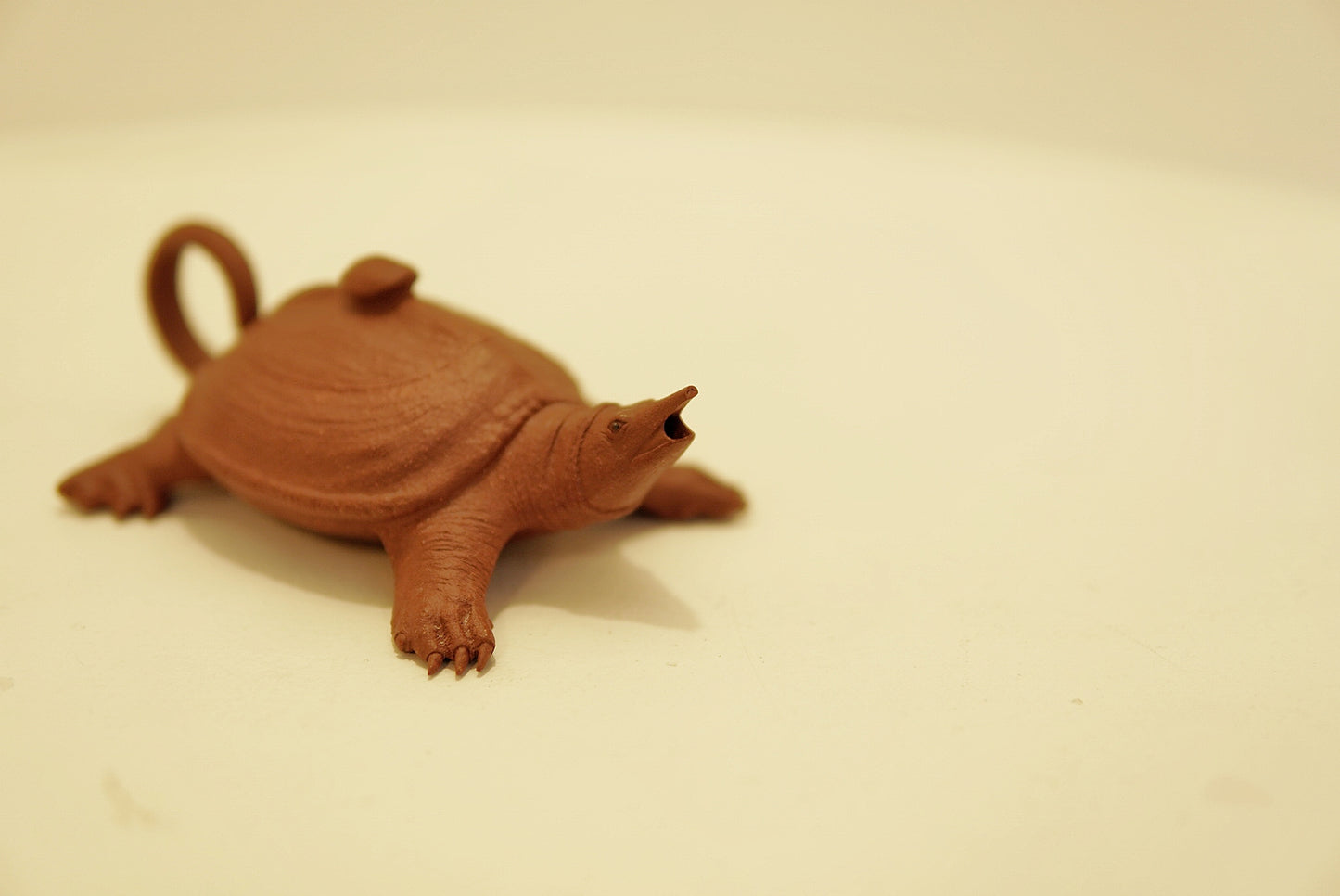 Small Yixing Zisha Teapot 90 ml - Hong Jiang Po Red Clay - Beetle Shape Gongfu Tea Pot - Chinese Kung Fu Tea Set - Collectible Mini Teapot