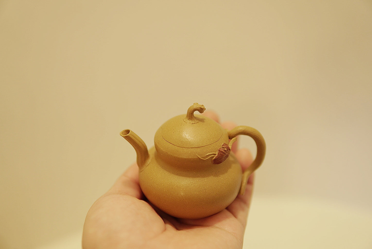 Yixing Zisha Teapot, 120ml Gourd Shape Gold Duan Ni Clay, Chinese Kung Fu Tea Set, Handmade Ceramic Teaware, Collectible Art Tea Pot