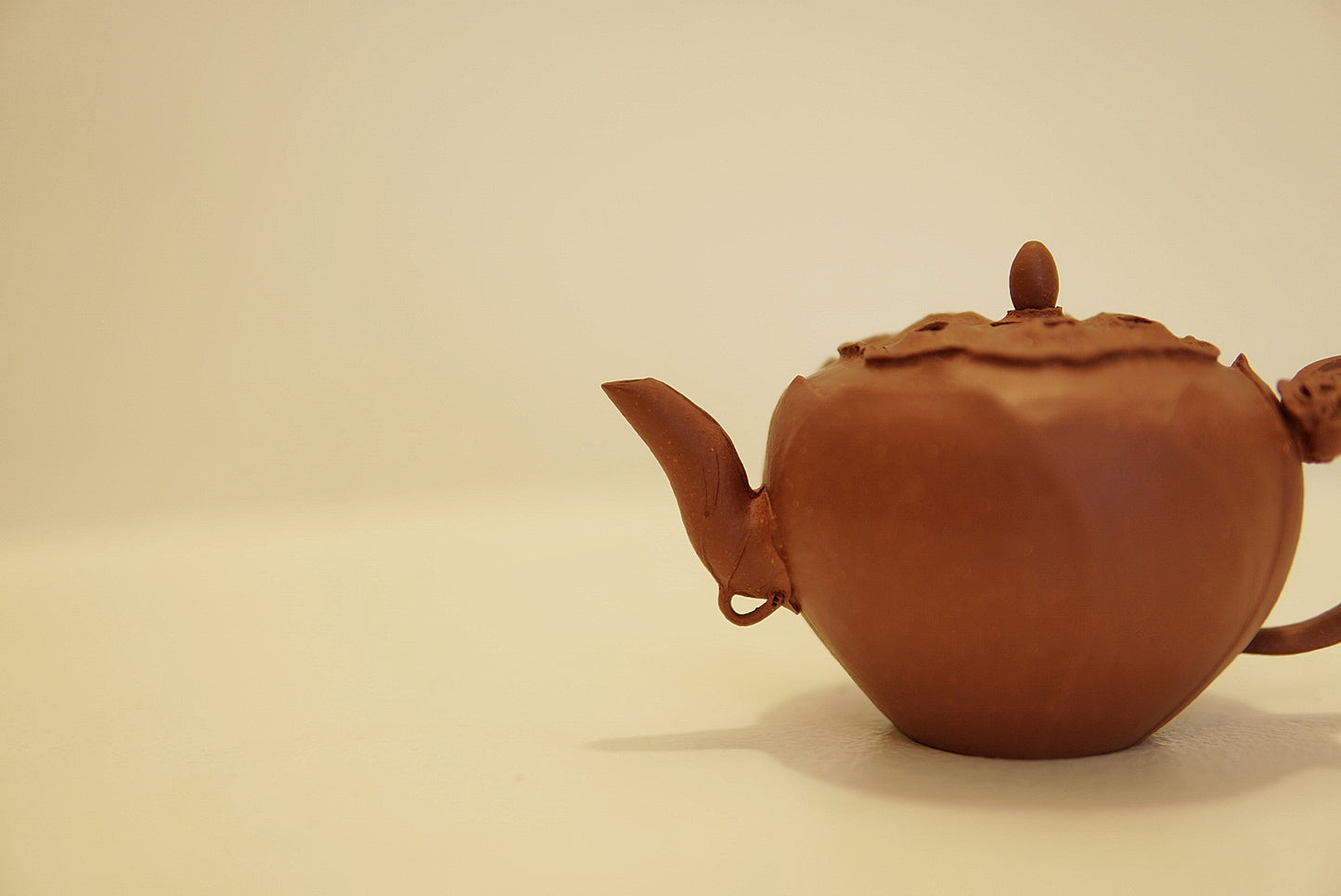 Yixing Zisha Lotus Seed Pod Teapot | Lian Zi Shi Piao | Traditional Chinese Kung Fu Tea Pot | Hong Jiangpo Clay | 190 ml / 6.4 oz