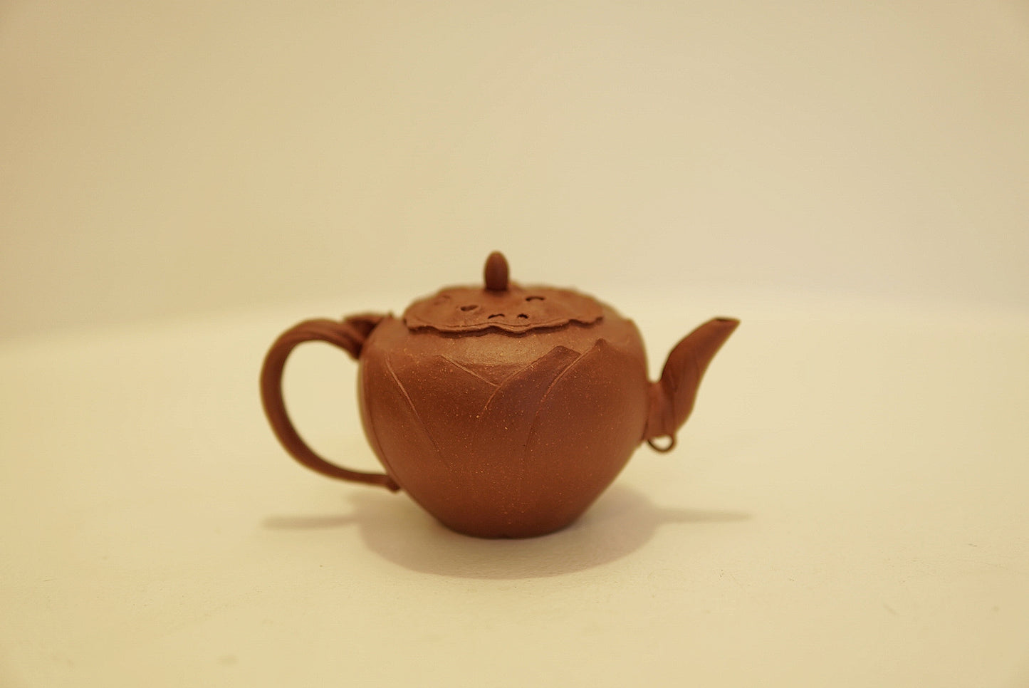 Yixing Zisha Lotus Seed Pod Teapot | Lian Zi Shi Piao | Traditional Chinese Kung Fu Tea Pot | Hong Jiangpo Clay | 190 ml / 6.4 oz