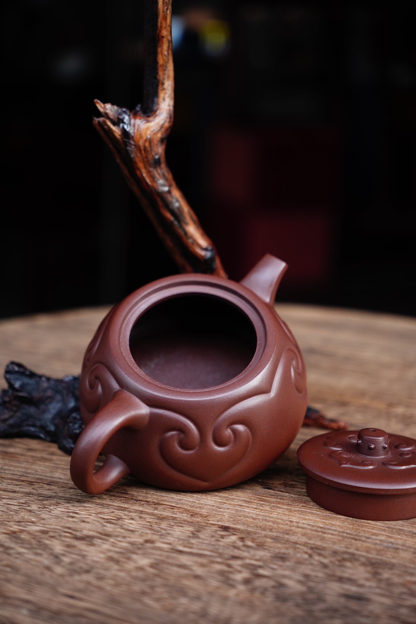 Handmade Yixing Zisha Teapot-Jinglan Well Curb Design with Ruyi Motif, Collectible Chinese Purple Clay Pot for Gongfu Tea 260ml