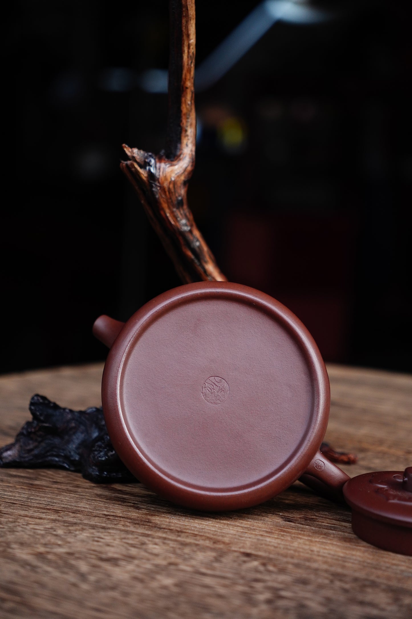 Handmade Yixing Zisha Teapot-Jinglan Well Curb Design with Ruyi Motif, Collectible Chinese Purple Clay Pot for Gongfu Tea 260ml