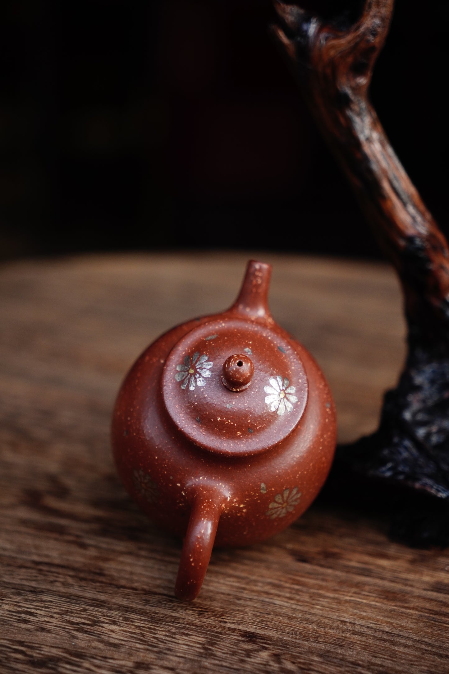 Handcrafted Yuanbao Yixing Zisha Teapot-Traditional Chinese Purple Clay Artisan Teapot for Gongfu Tea Red Jiangpo clay 160ml