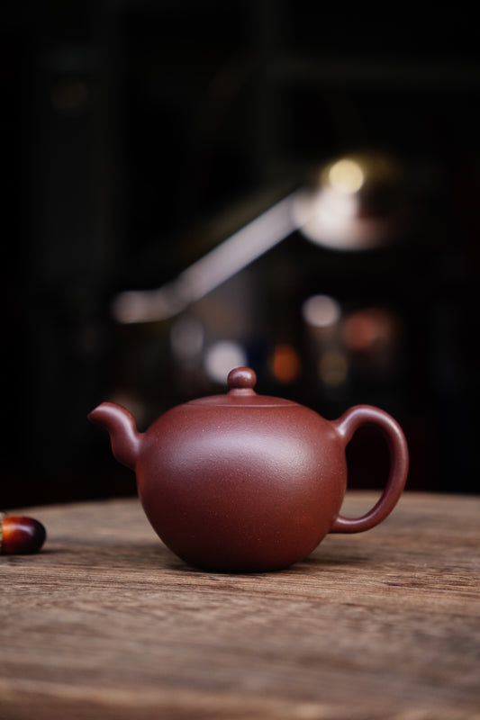 Handmade yilizhu teapot Purple Clay 270ml