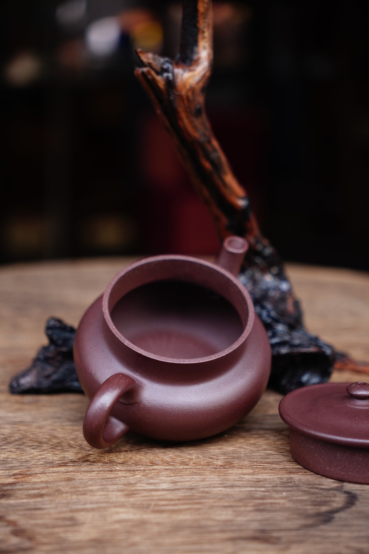 Handmade Yixing xianteapot 200ml Zisha Purple caly