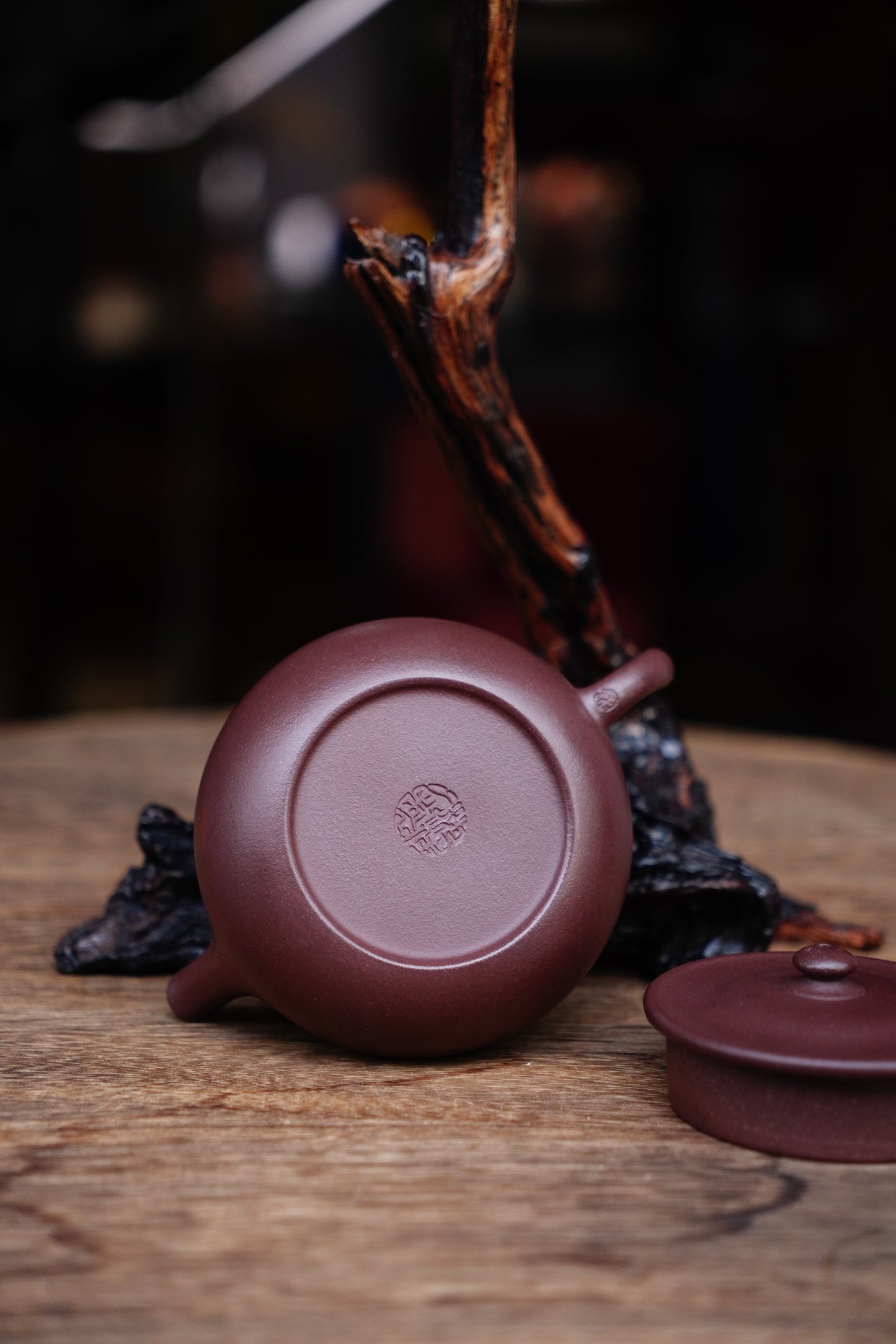 Handmade Yixing xianteapot 200ml Zisha Purple caly
