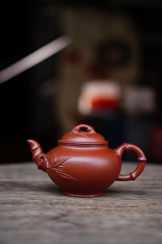Vintage Yixing Baochun Teapot | Aged Lao Zhu Ni Purple Clay | Chinese Kung Fu Gongfu Tea Set | Handmade Plum Blossom Pot 130 ml old zhni clay