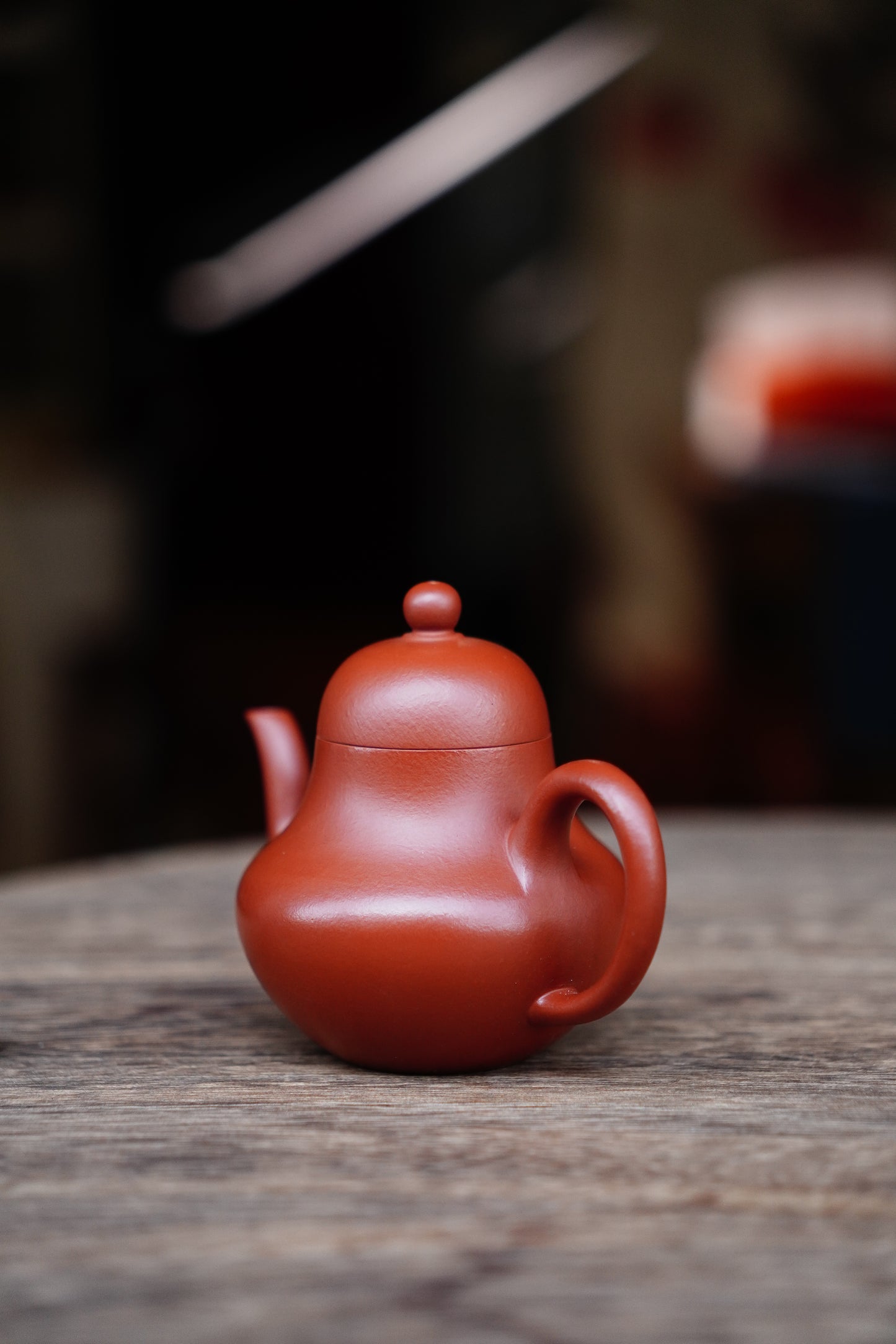 Collectible Siting Pot (Yixing Zisha Artisan) - Handcrafted Old Zhu Ni clay Teapot 130ml Full-Handmade Zen