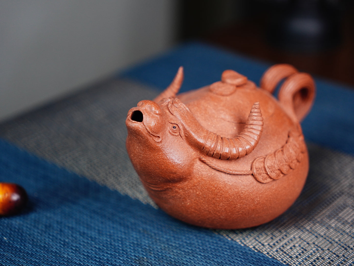 Niuhong Jiangpo Zisha Teapot 210ml - Rare ‘Ox Blood’ Purple Clay - Handcrafted Yixing Teapot for Oolong & Puerh Tea