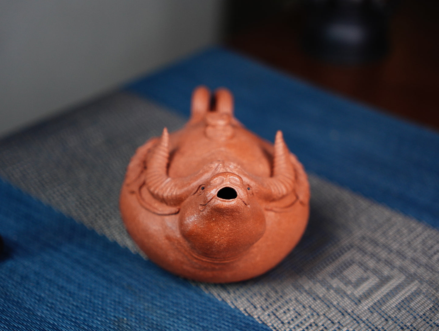 Niuhong Jiangpo Zisha Teapot 210ml - Rare ‘Ox Blood’ Purple Clay - Handcrafted Yixing Teapot for Oolong & Puerh Tea