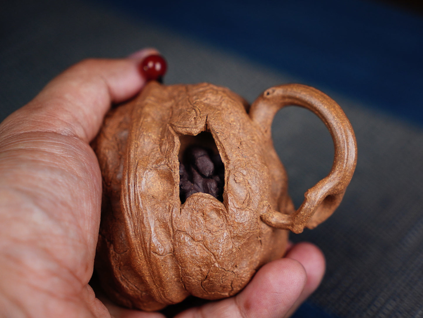 Walnuts Teapots Zisha Yixng Clay 100ML