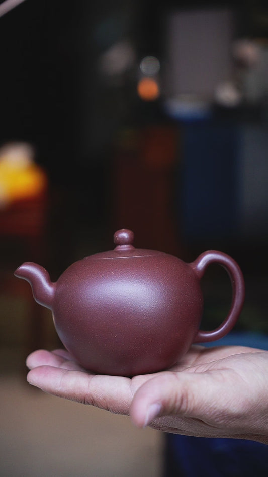 Handmade yilizhu teapot Purple Clay 270ml